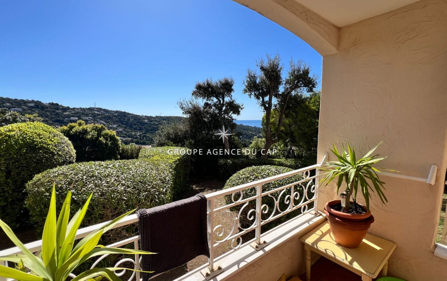 APPARTEMENT T2 VUE MER LES ISSAMBRES Image 2