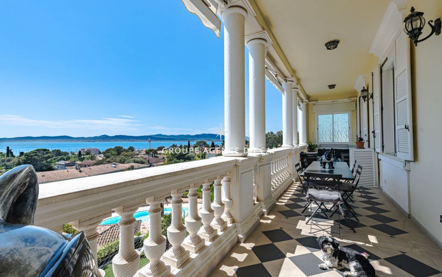 SUPERBE VUE MER APPARTEMENT D’EXCEPTION, 3 CHAMBRES, TERRASSE , PISCINE, A PIED DU PORT SANTA LUCIA SAINT RAPHAEL Image 0