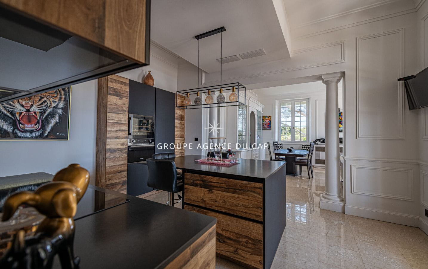 SUPERBE VUE MER APPARTEMENT D’EXCEPTION, 3 CHAMBRES, TERRASSE , PISCINE, A PIED DU PORT SANTA LUCIA SAINT RAPHAEL Image 6