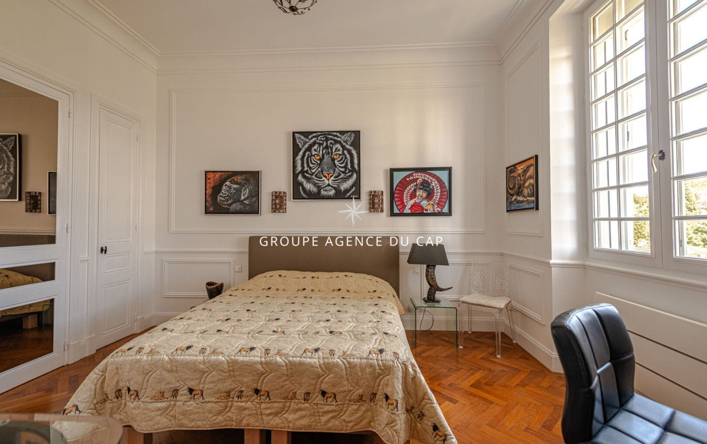 SUPERBE VUE MER APPARTEMENT D’EXCEPTION, 3 CHAMBRES, TERRASSE , PISCINE, A PIED DU PORT SANTA LUCIA SAINT RAPHAEL Image 8