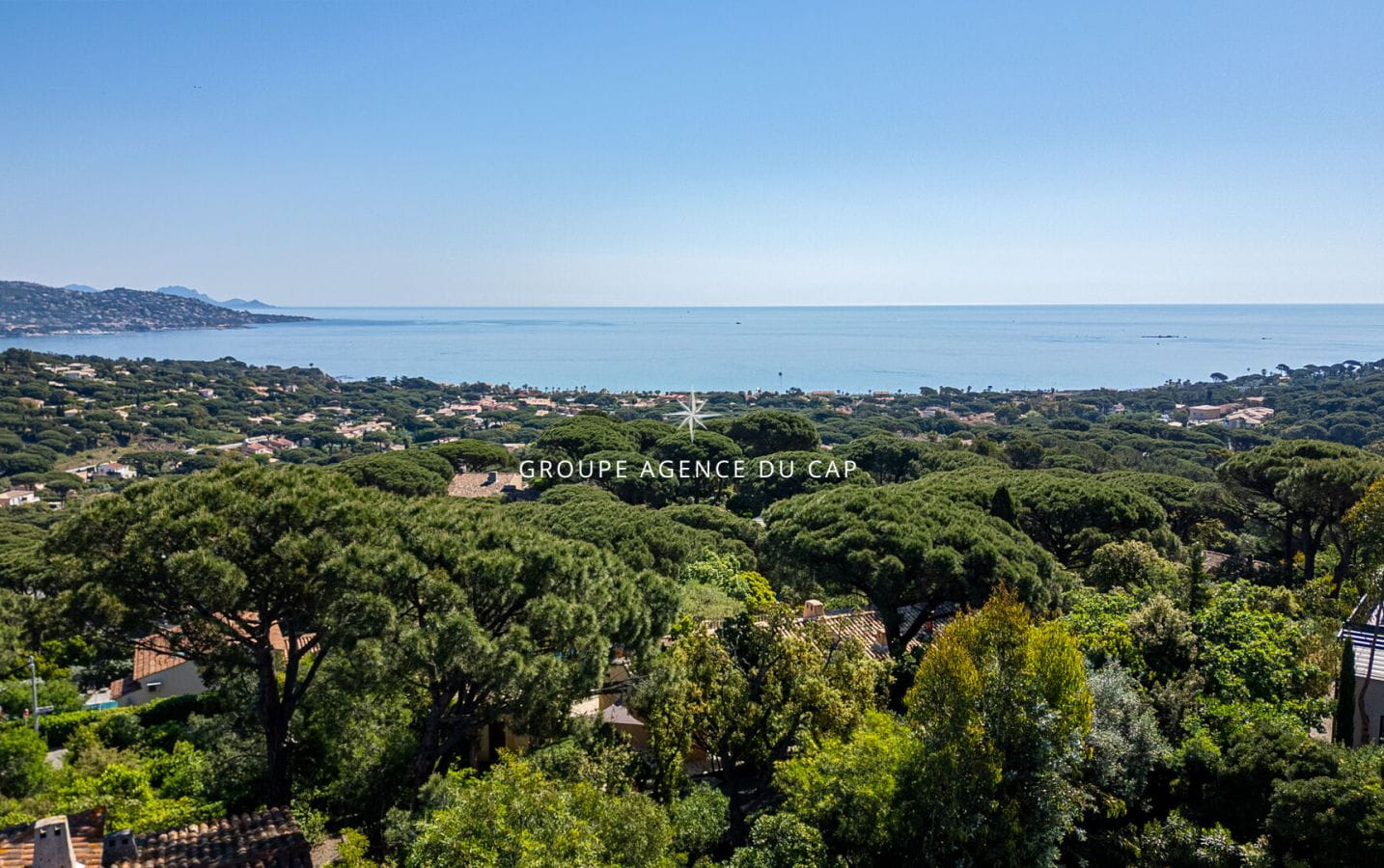 Exceptional contemporary villa? Panoramic sea view? Sainte-Maxime Image 1