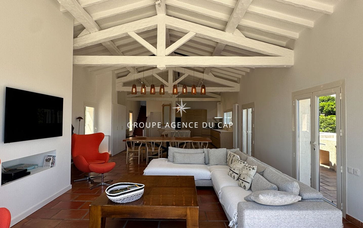 FOR SALE VILLA WITH SEA VIEW, POOL AND GARAGE IN SAINT AYGULF Image 5