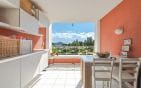 Studio cabin for sale in AGay with sea view and private parking. Min 1