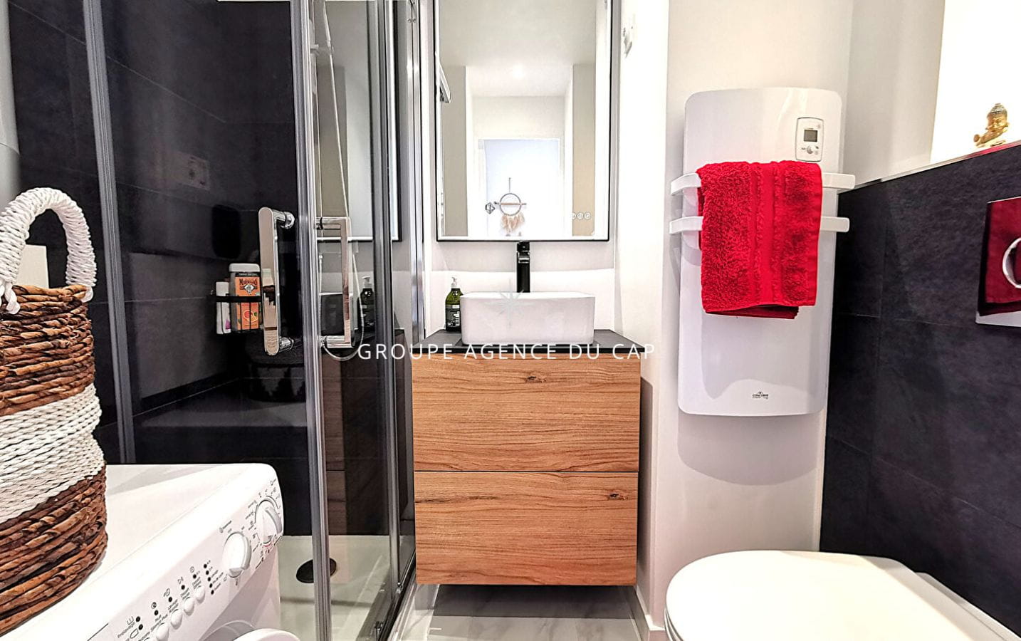 A VENDRE APPARTEMENT 2 PIECES VUE MER AVEC 2 TERRASSES PARKING PRIVÉ DANS UNE RESIDENCE AVEC PISCINE Image 5