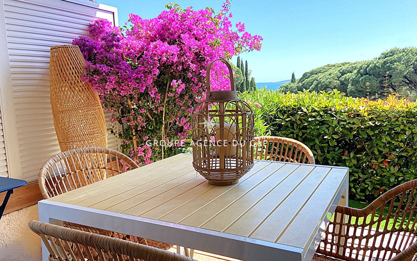 A VENDRE APPARTEMENT 2 PIECES VUE MER AVEC 2 TERRASSES PARKING PRIVÉ DANS UNE RESIDENCE AVEC PISCINE Image 6