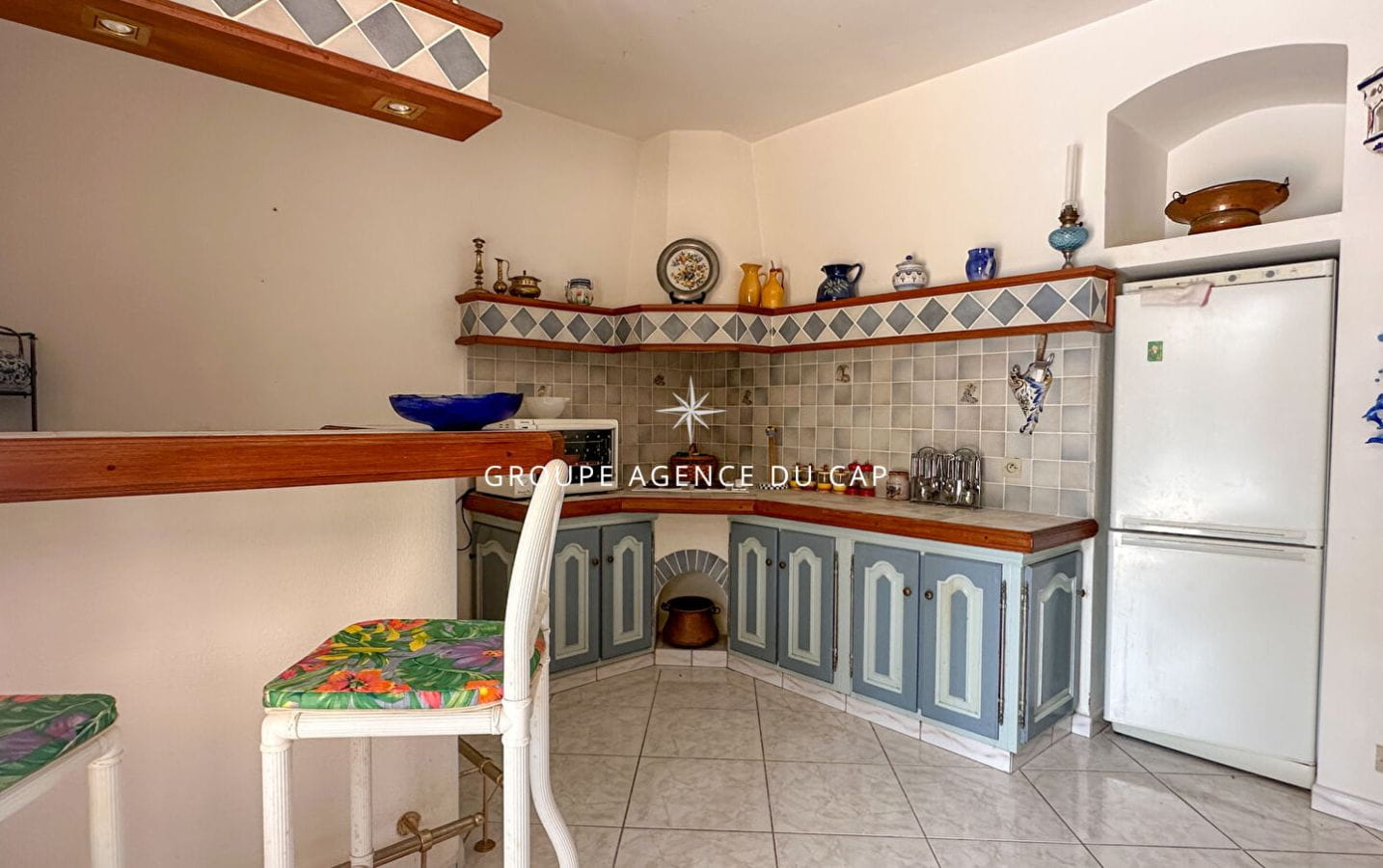 À VENDRE VILLA DE 145M2, 7 PIÈCES COMPRENANT 5 CHAMBRES , VUE MER, SITUÉE AUX ISSAMBRES Image 13