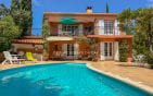 À VENDRE VILLA DE 145M2, 7 PIÈCES COMPRENANT 5 CHAMBRES , VUE MER, SITUÉE AUX ISSAMBRES Min 0