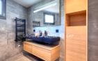 SAINT RAPHAEL, BELLE VILLA CONTEMPORAINE VUE MER, 220 M², QUARTIER  PRISÉ PROCHE MER ET COMMERCES, CALME ABSOLU Min 11