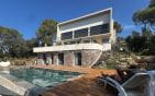 SAINT RAPHAEL, BELLE VILLA CONTEMPORAINE VUE MER, 220 M², QUARTIER  PRISÉ PROCHE MER ET COMMERCES, CALME ABSOLU Min 2
