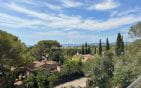 SAINT RAPHAEL, BELLE VILLA CONTEMPORAINE VUE MER, 220 M², QUARTIER  PRISÉ PROCHE MER ET COMMERCES, CALME ABSOLU Min 3