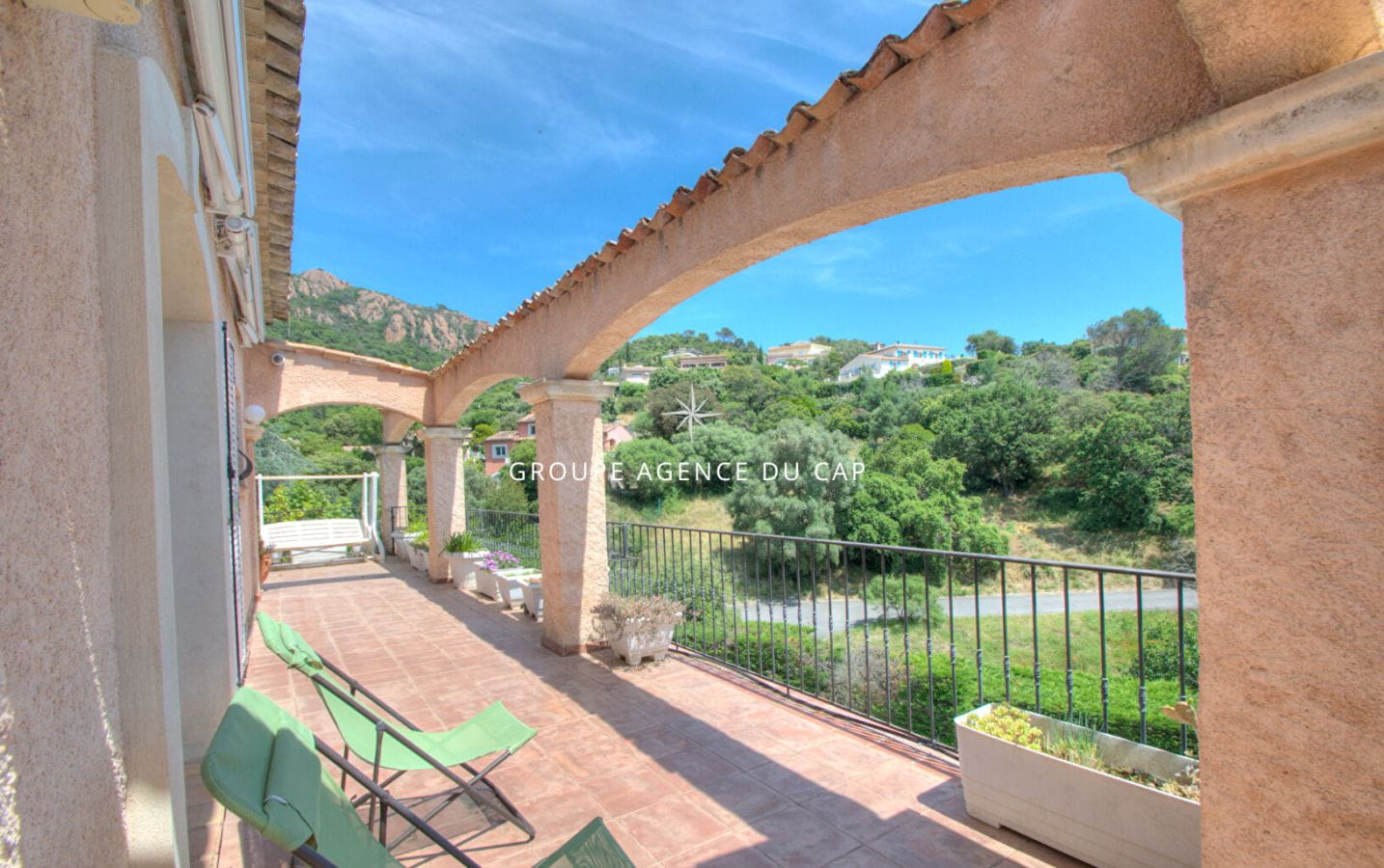 AGAY VILLA 8 PIECES VUE MER ET PROCHE MER 5 CHAMBRES PISCINE AU CALME Image 7