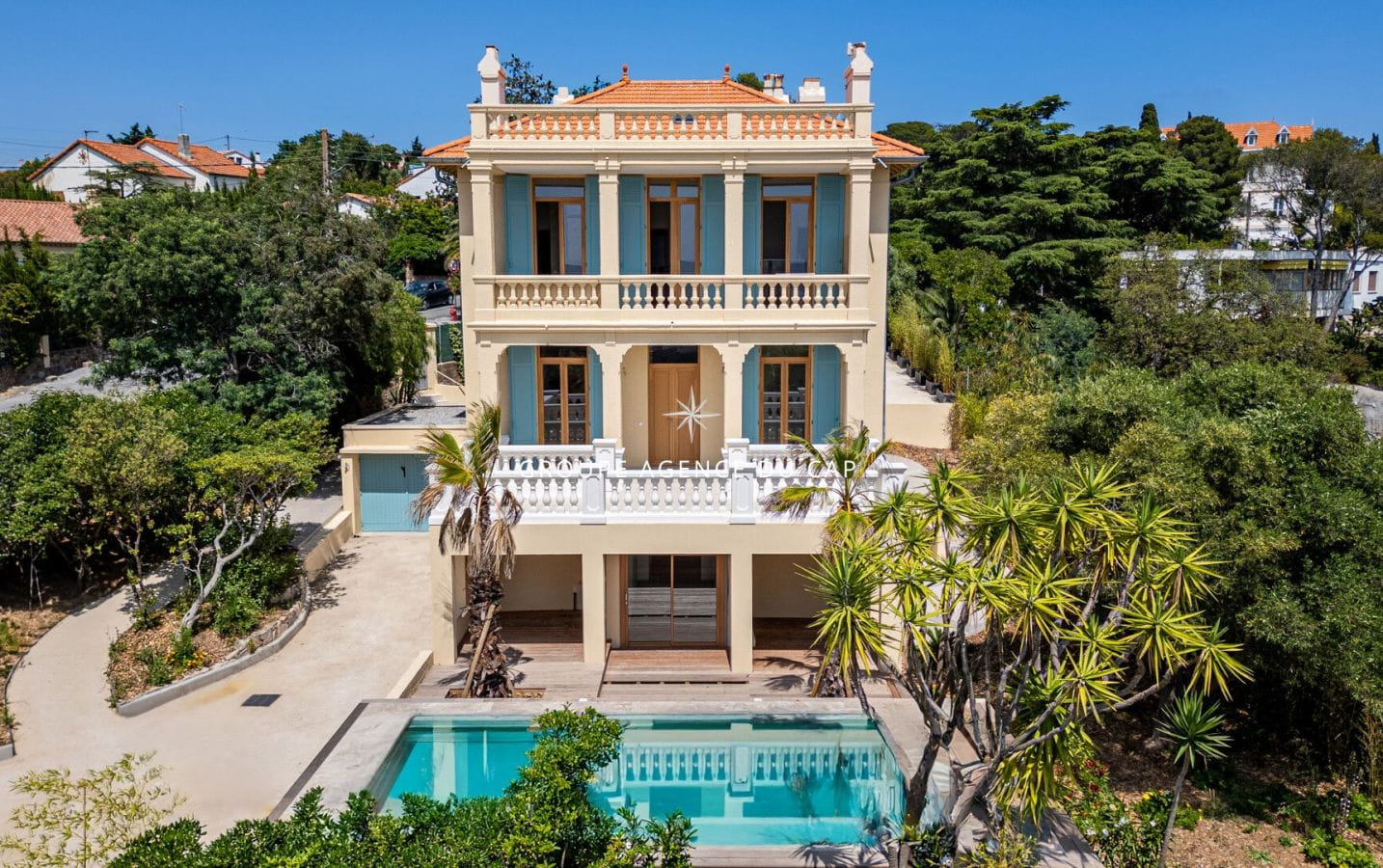 Saint Raphaël villa vue mer proche Centre ville. Image 0