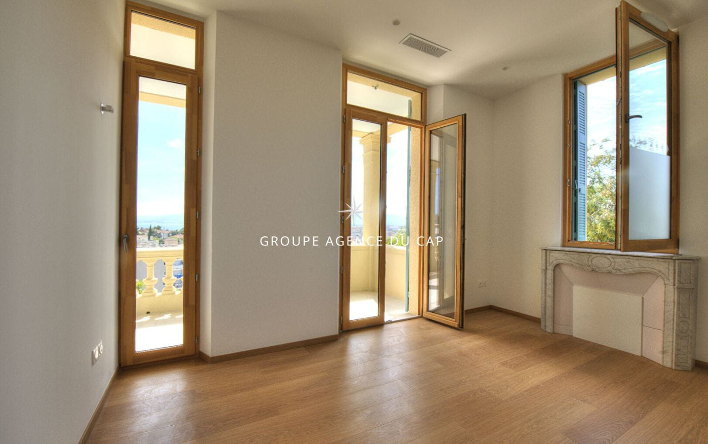 Saint Raphaël villa vue mer proche Centre ville. Image 5