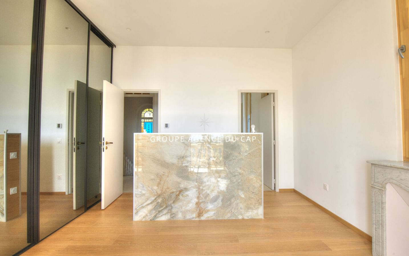 Saint Raphaël villa vue mer proche Centre ville. Image 9