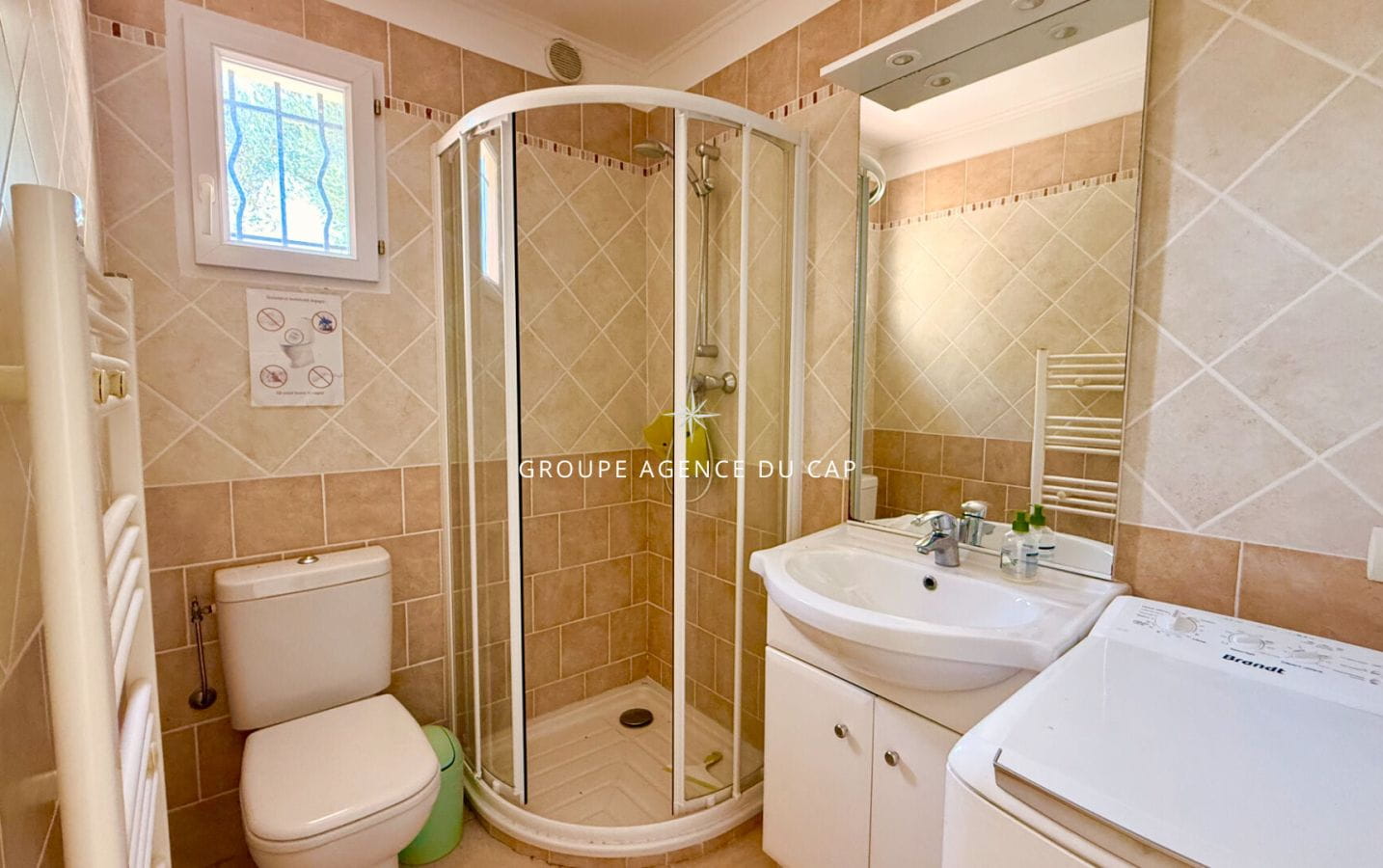 A VENDRE LES ISSAMBRES 170M2 VUE MER A PIEDS DES PLAGES ET DU CENTRE Image 11