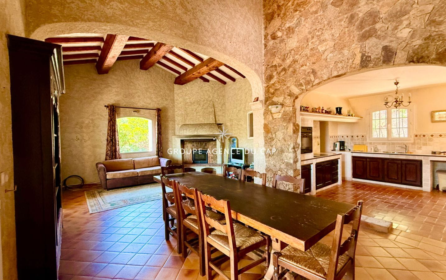 A VENDRE LES ISSAMBRES 170M2 VUE MER A PIEDS DES PLAGES ET DU CENTRE Image 2