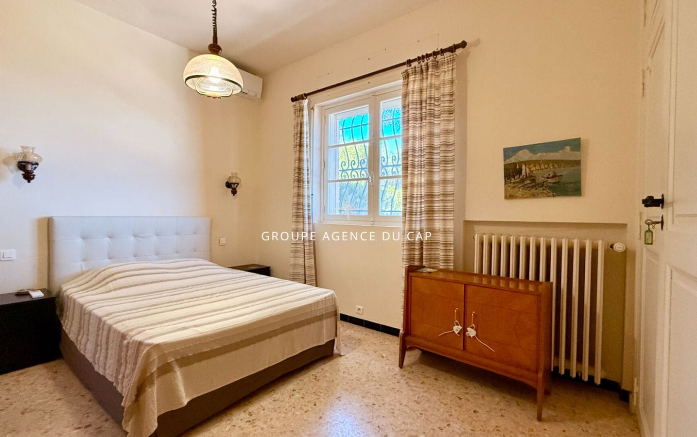 PROPRIETE VUE MER PANORAMIQUE 5 CHAMBRES PISCINE GRAND SOUS SOL DOUBLE GARAGE Image 12