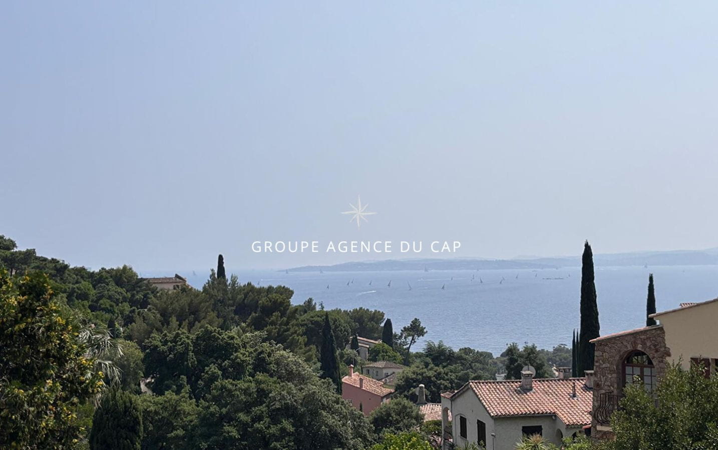 FOR SALE 7 BEDROOM VILLA NEAR THE SEA WITH GARAGE IN LES ISSAMBRES Image 1