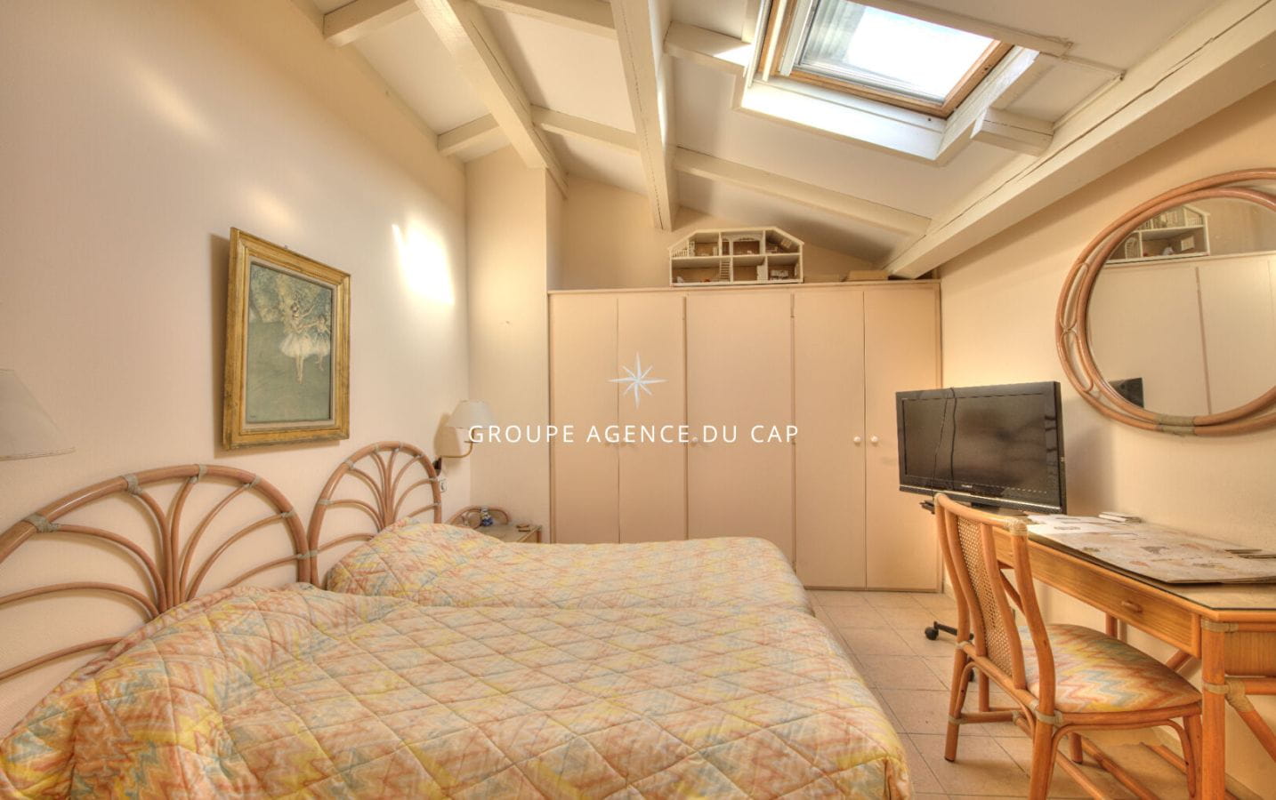 APPARTEMENT 3/4 PICECES VUE MER FREJUS PLAGE Image 10