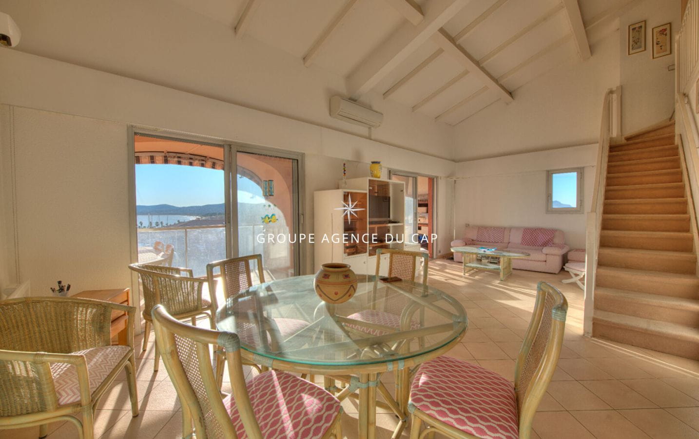 APPARTEMENT 3/4 PICECES VUE MER FREJUS PLAGE Image 3