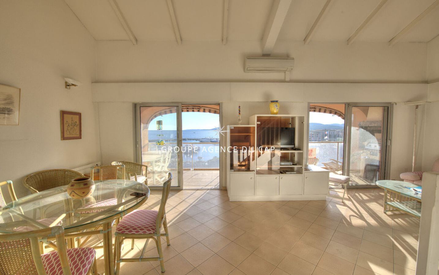 APPARTEMENT 3/4 PICECES VUE MER FREJUS PLAGE Image 4