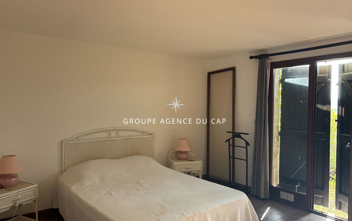 À VENDRE VILLA 5 CHAMBRES VUE MER PARKING AUX ISSAMBRES Image 10