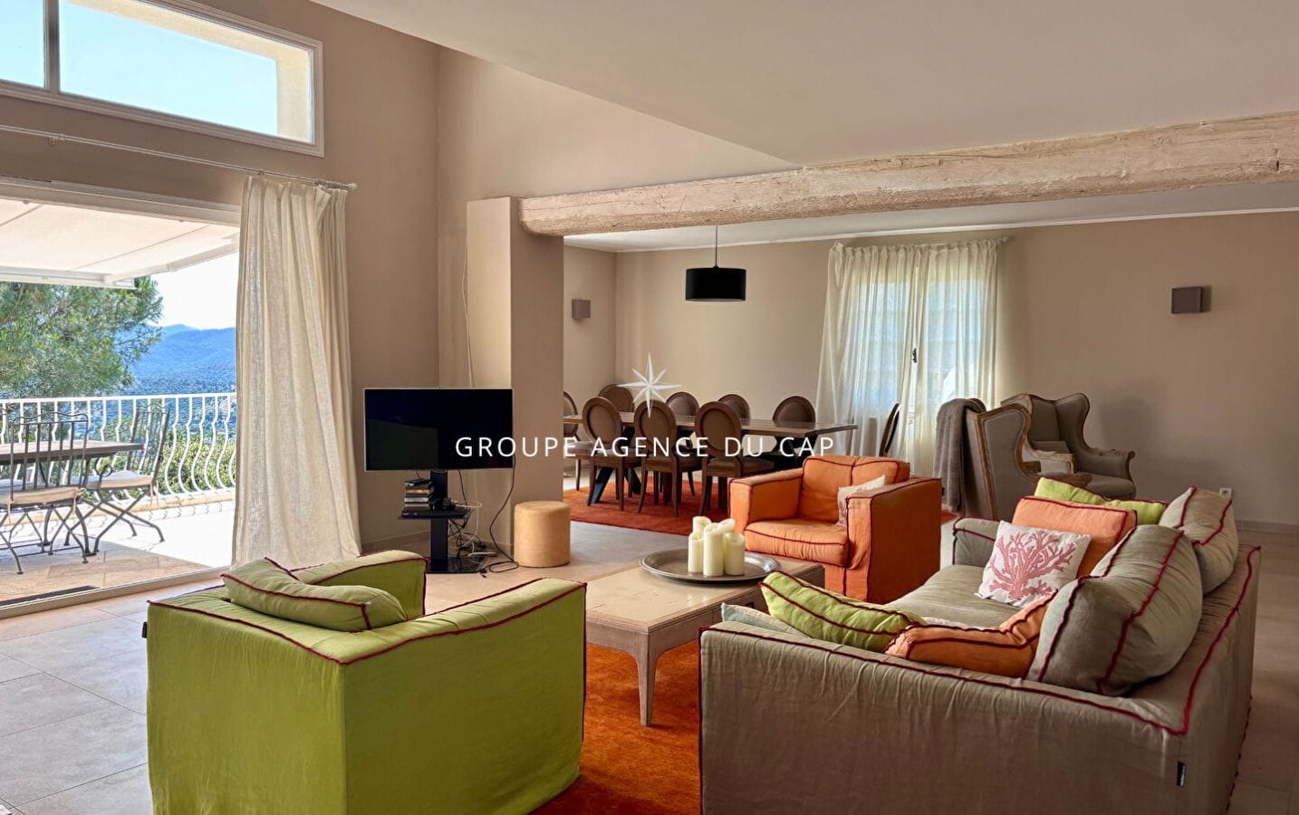 À VENDRE VILLA BEAUX VOLUMES 6 CHAMBRES VUE MER SUD-OUEST PARKINGS AUX ISSAMBRES Image 6