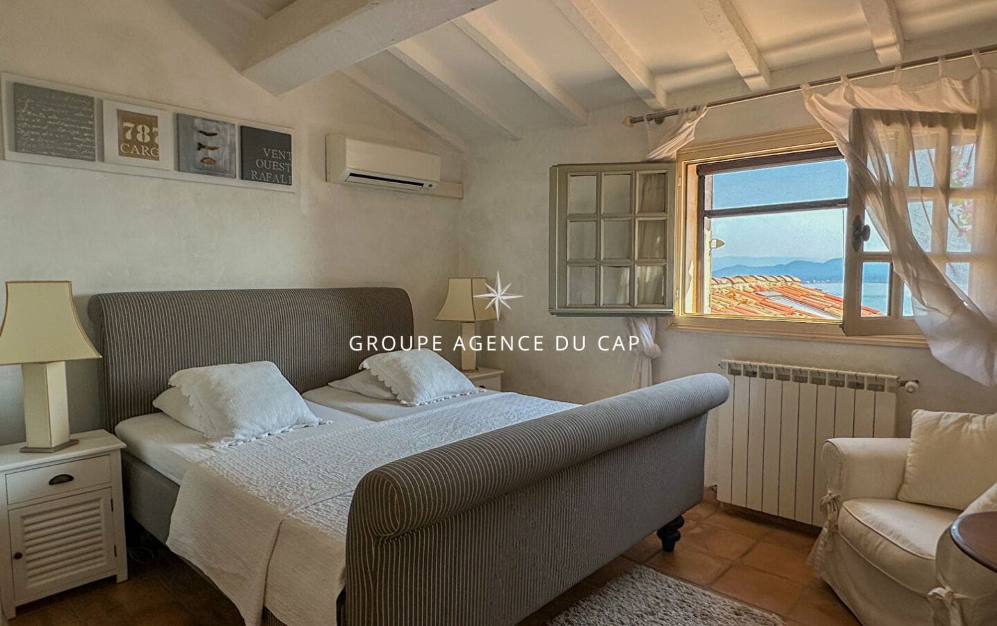 LES ISSAMBRES PANORAMIC SEA VIEW CHARMING 8-ROOM PROPERTY WITH POOL Image 13