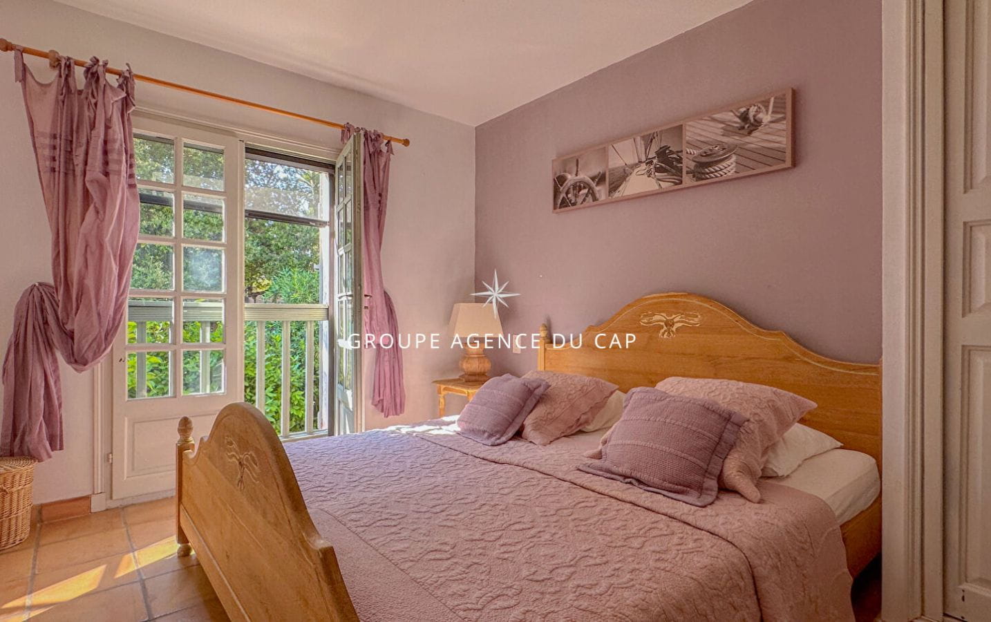 LES ISSAMBRES PANORAMIC SEA VIEW CHARMING 8-ROOM PROPERTY WITH POOL Image 14