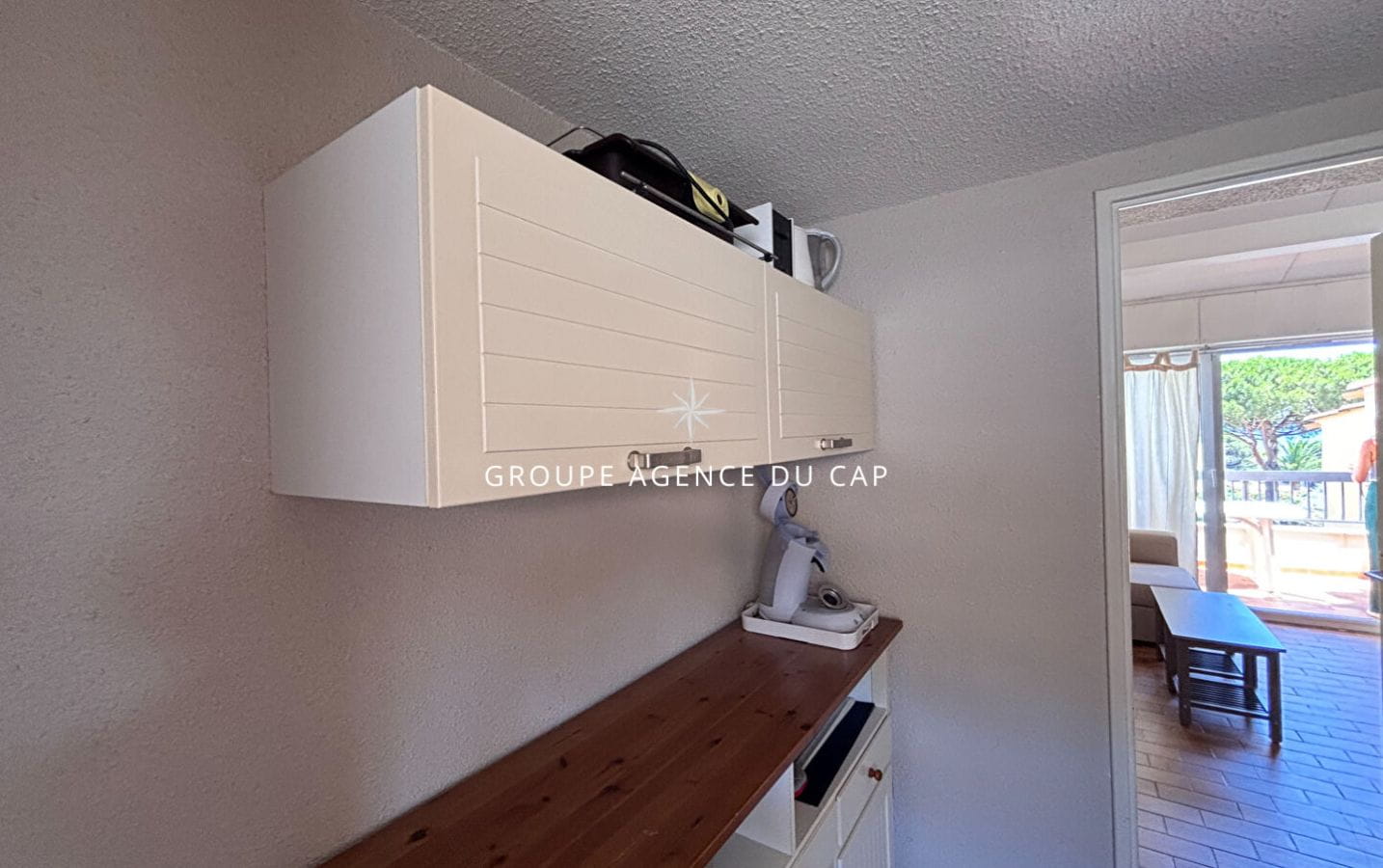 À VENDRE APPARTEMENT 2 PIÈCES RÉSIDENCE BORD DE MER VUE MER LES ISSAMBRES Image 9