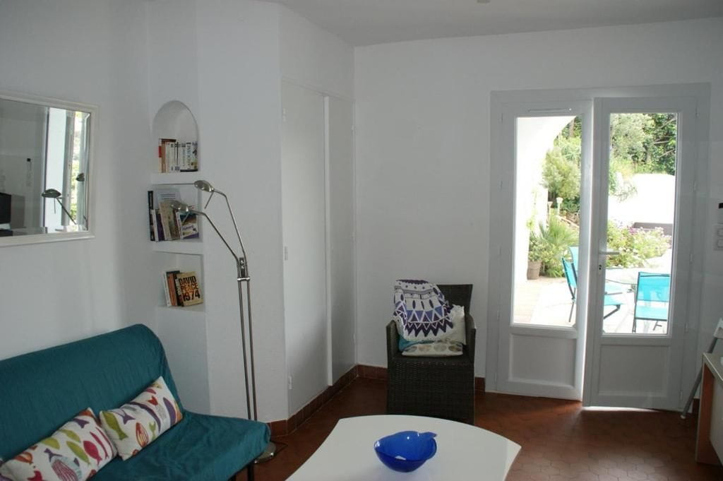 A VENDRE VILLA 6 CHAMBRES avec STUDIO et 3 PIECES INDEPENDANTS VUE MER EXPOSITION SUD-OUEST PISCINE GARAGE PARIKINGS LES ISSAMBRES Image 11