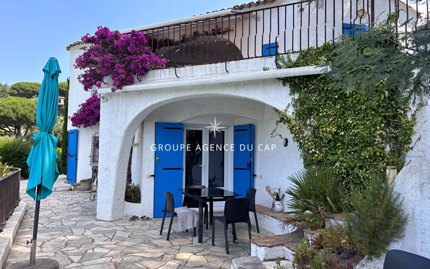 A VENDRE VILLA 6 CHAMBRES avec STUDIO et 3 PIECES INDEPENDANTS VUE MER EXPOSITION SUD-OUEST PISCINE GARAGE PARIKINGS LES ISSAMBRES Image 14