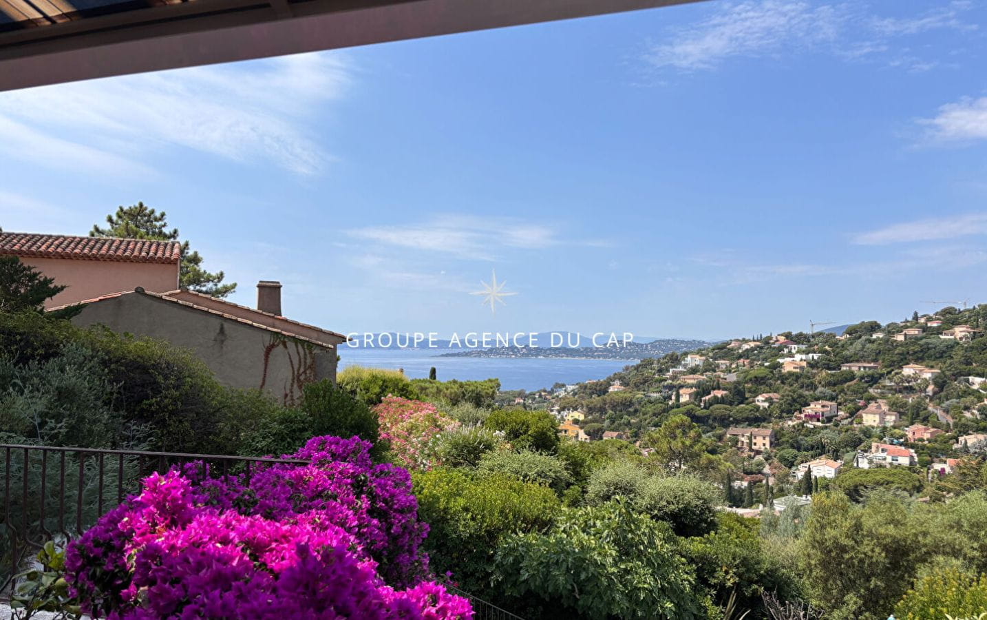 A VENDRE VILLA 6 CHAMBRES avec STUDIO et 3 PIECES INDEPENDANTS VUE MER EXPOSITION SUD-OUEST PISCINE GARAGE PARIKINGS LES ISSAMBRES Image 3