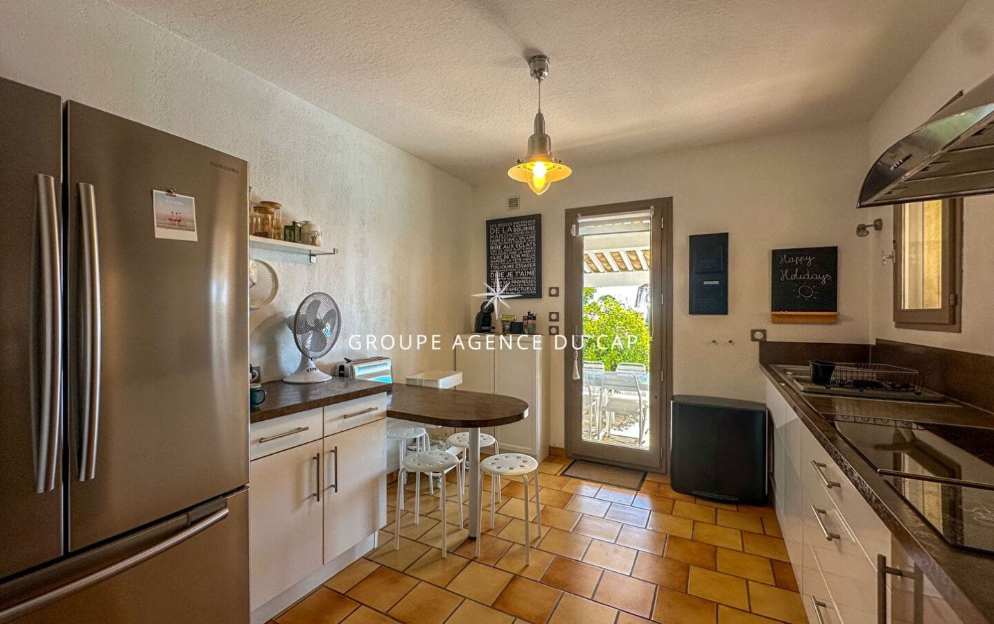 FOR SALE SINGLE-STORY SEA VIEW VILLA IN LES ISSAMBRES OF 125sqm WITH 3 BEDROOMS, SWIMMING POOL AND GARAGE Image 10