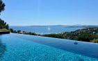 VILLA RECENTE NEUVE 4 CHAMBRES SUITES PISCINE GARAGE VUE MER PANORAMIQUE AUX ISSAMBRES Min 11