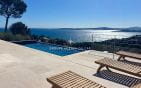 VILLA RECENTE NEUVE 4 CHAMBRES SUITES PISCINE GARAGE VUE MER PANORAMIQUE AUX ISSAMBRES Min 0