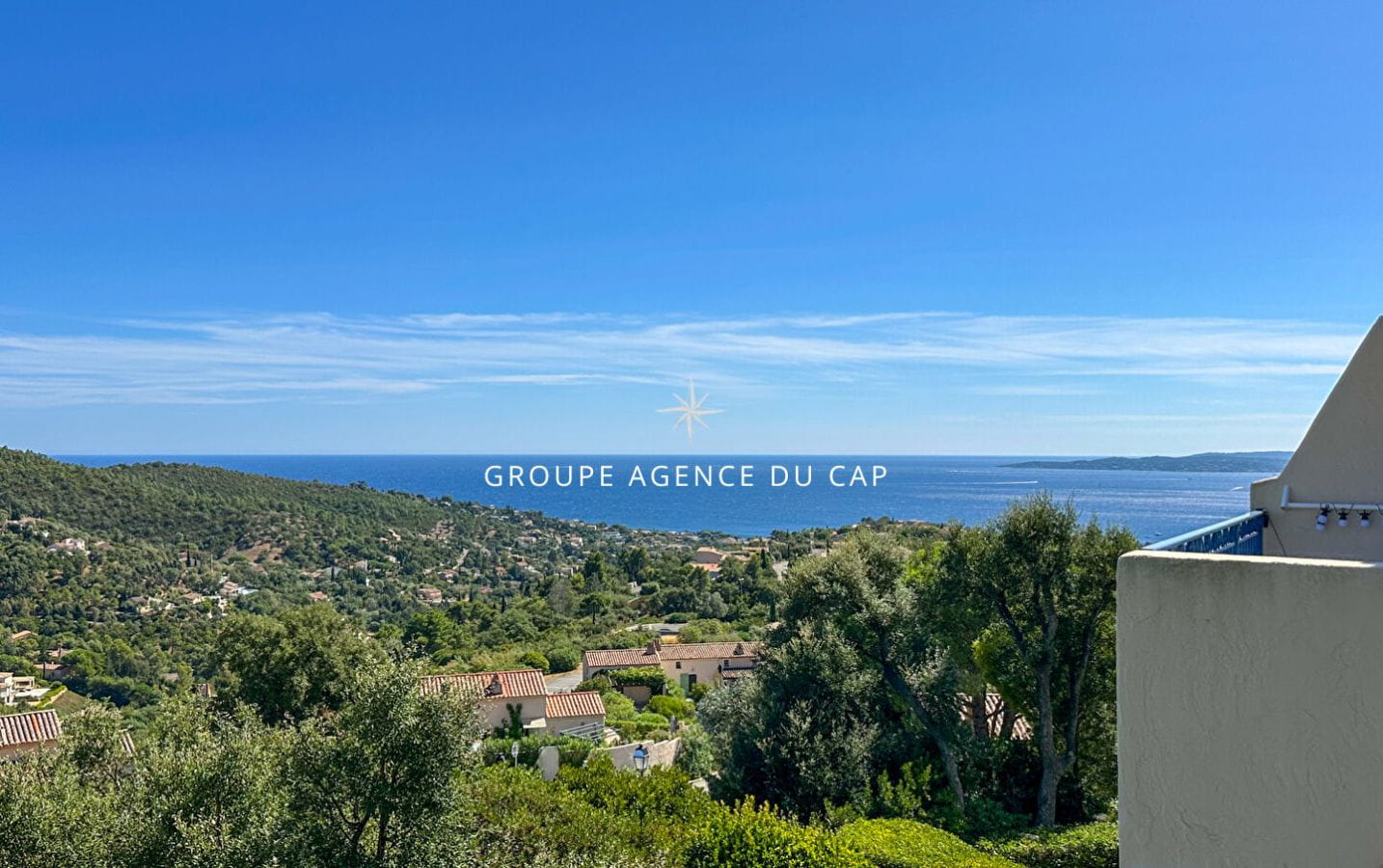 A VENDRE APPARTEMENT 35M2 2 PIÈCES VUE MER, AUX ISSAMBRES Image 0