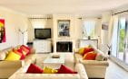 A VENDRE VILLA STYLE PROVENCALE 5 CHAMBRES VUE MER GOLFE ST-TROPEZ AUX ISSAMBRES Min 5