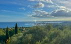 A VENDRE DEUX PROPRIETES CONTEMPORAINES VUE MER SUR LE GOLFE DE SAINT TROPEZ 7 CHAMBRES, A SAINTE MAXIME Min 2