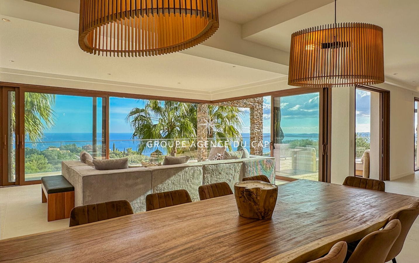 A VENDRE DEUX PROPRIETES CONTEMPORAINES VUE MER SUR LE GOLFE DE SAINT TROPEZ 7 CHAMBRES, A SAINTE MAXIME Image 5