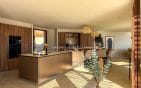 LES ISSAMBRES VILLA VUE MER PANORAMIQUE 7 PIECES AVEC PISCINE CUISINE D ETE GARAGE 4 VOITURES Min 8