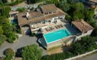 A VENDRE VILLA 6 CHAMBRES EN SUITE PISCINE POOL HOUSE VUE MER PANORAMIQUE SUR ST-TROPEZ GARAGES ET PARKINGS Min 0