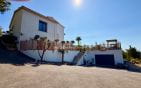 VILLA MODERNE VUE MER SUR LE GOLFE DE SAINT TROPEZ AVEC PISCINE GARAGE ET APPARTEMENT 4 PIECES, AUX ISSAMBRES Min 12