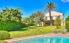 VILLA PIEDS DANS L&rsquo;EAU 7 PIECES AVEC PISCINE VUE GOLFE DE SAINT TROPEZ, AUX ISSAMBRES Min 1