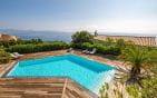 A VENDRE APPARTEMENT 3 PIECES REZ-DE-JARDIN GARAGE CAVE RESIDENCE AVEC PISCINE VUE MER PANORAMIQUE, AUX ISSAMBRES Min 3