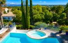 A VENDRE VILLA VUE MER AVEC 3 CHAMBRES ET PISCINE A SAINT AYGULF Min 1