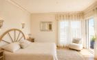 A VENDRE VILLA VUE MER AVEC 3 CHAMBRES ET PISCINE A SAINT AYGULF Min 9