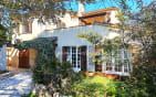 A VENDRE VILLA 6 PIECES 4 CHAMBRES SOLARIUM AVEC APERCU MER PISCINE A PROXIMITE DU CENTRE VILLE DE SAINT AYGULF Min 0