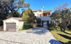 A VENDRE VILLA 6 PIECES 4 CHAMBRES SOLARIUM AVEC APERCU MER PISCINE A PROXIMITE DU CENTRE VILLE DE SAINT AYGULF Min 17