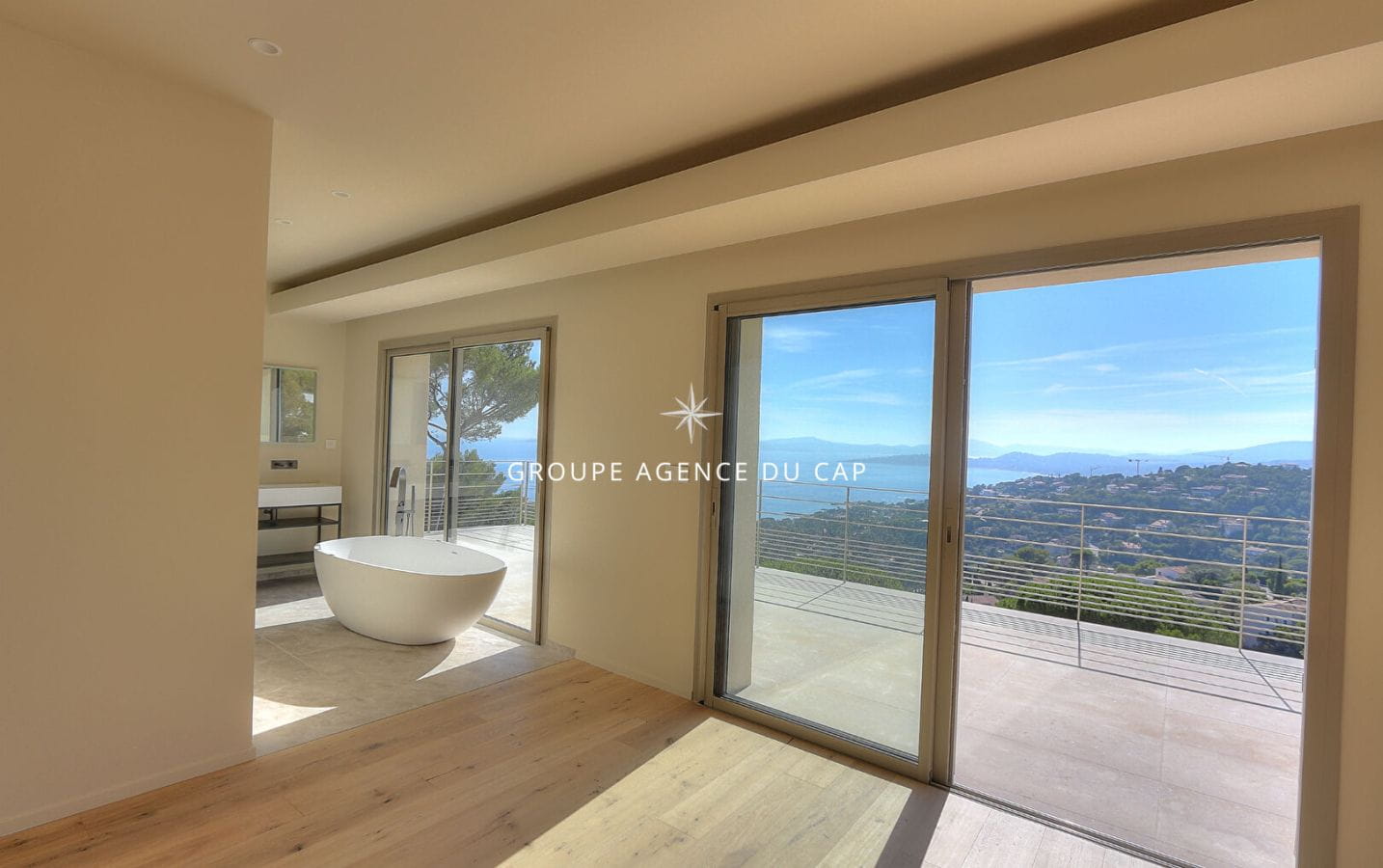 NEW CONTEMPORARY VILLA 4 BEDROOMS SUITES POOL GARAGE PANORAMIC SEA VIEW IN LES ISSAMBRES Image 6